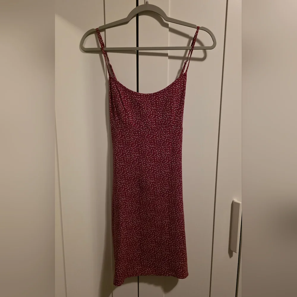 Brandy Melville Red Floral Mini Dress Tie Back - Picture 5 of 5